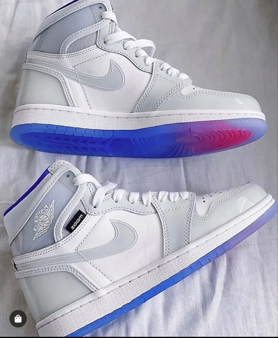 Jordan Retro 1 Gris