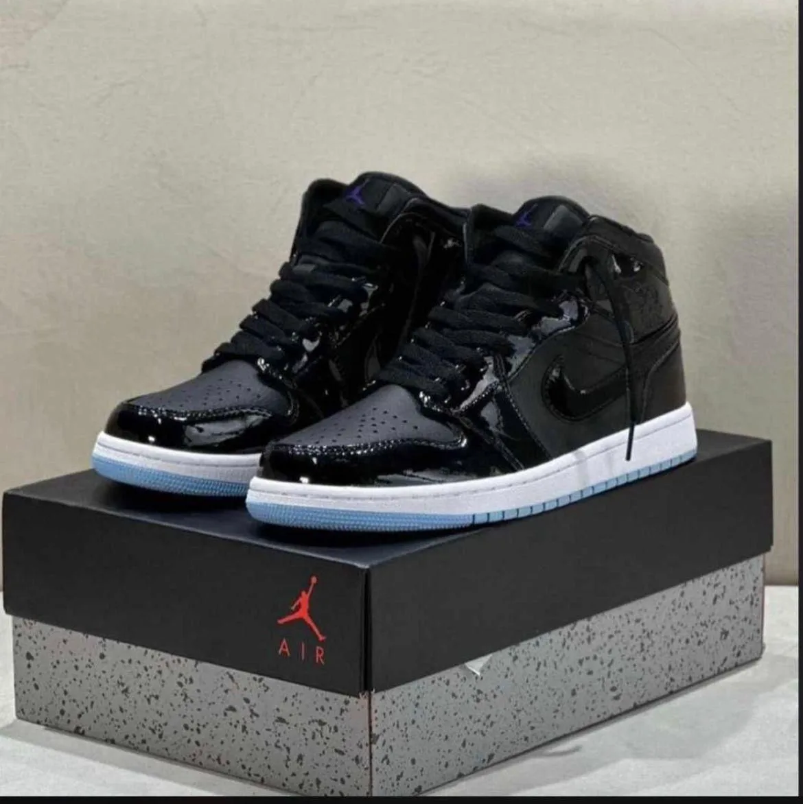 Jordan Retro 1 Space Jam