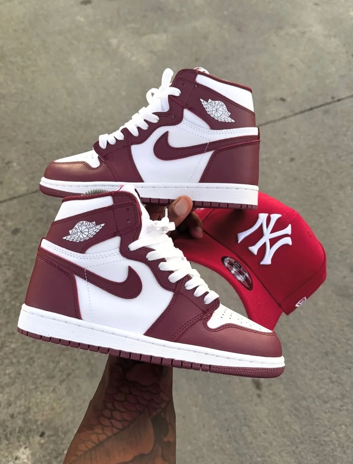 Jordan Retro 1 Vinotinto