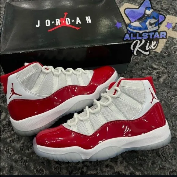 Jordan Retro 11 Blanca Roja