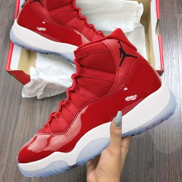 Jordan Retro 11 Roja