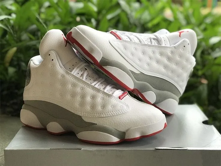 Jordan Retro 13 Blanca Gris