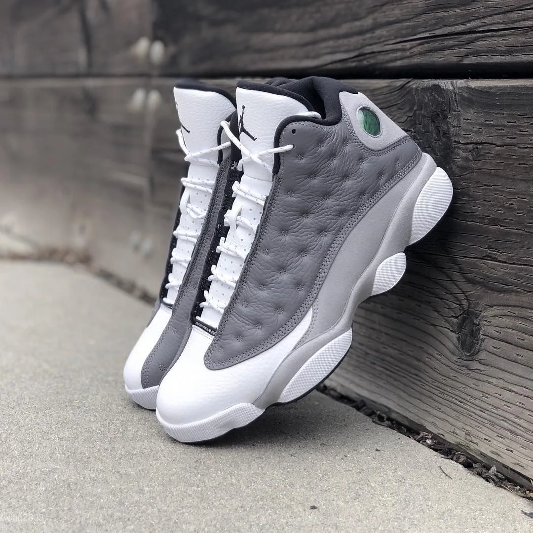 Jordan Retro 13 Gris