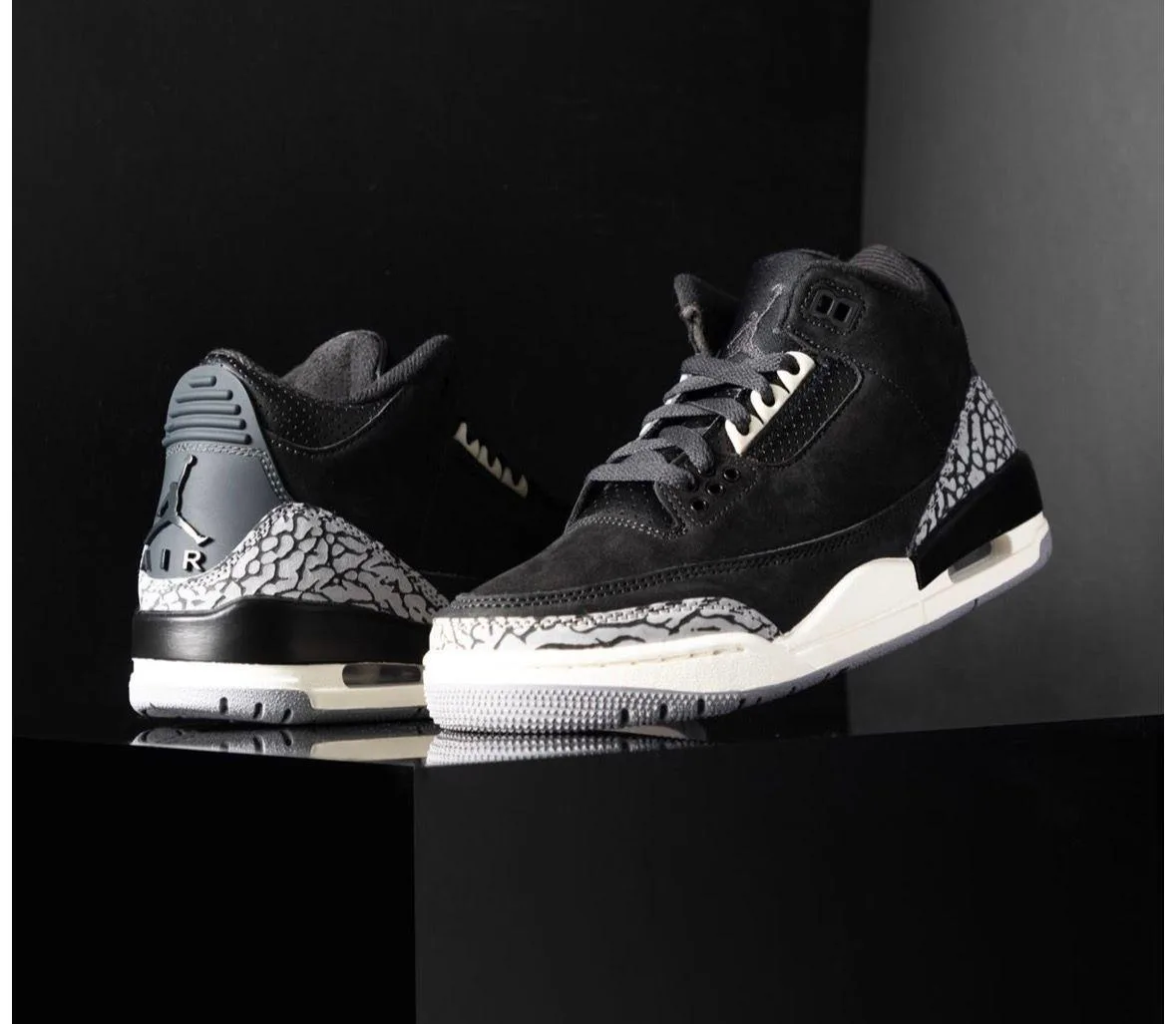Jordan Retro 3 Negra Beige