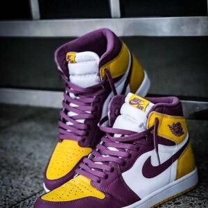 Jordan retro 1 morada amarilla