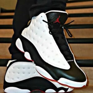 Jordan retro 13 blanca negra