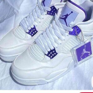 Jordan retro 4 blanca morada